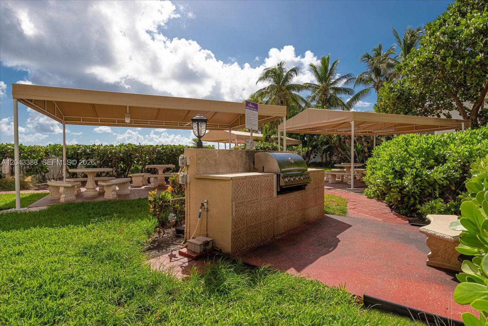 3505 S OCEAN DR 604 photo 18