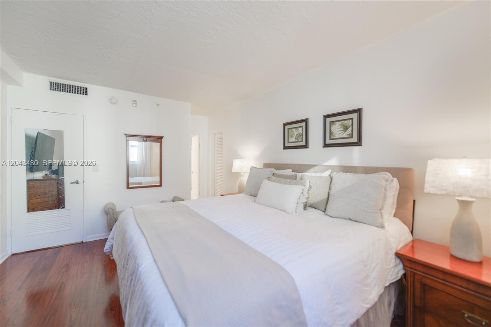 3000 S Ocean Dr 514 photo 13