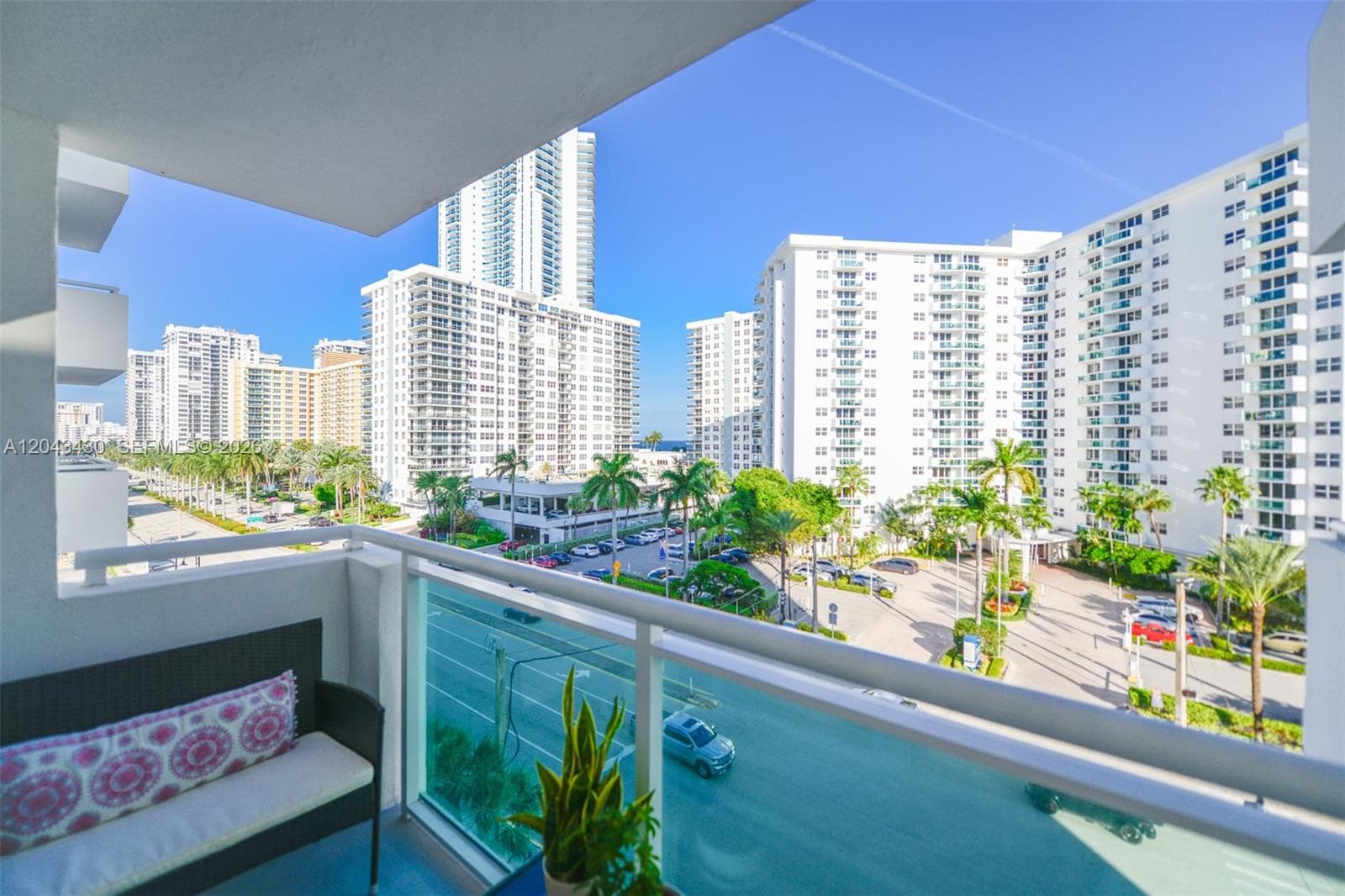 3000 S Ocean Dr 514 photo 18