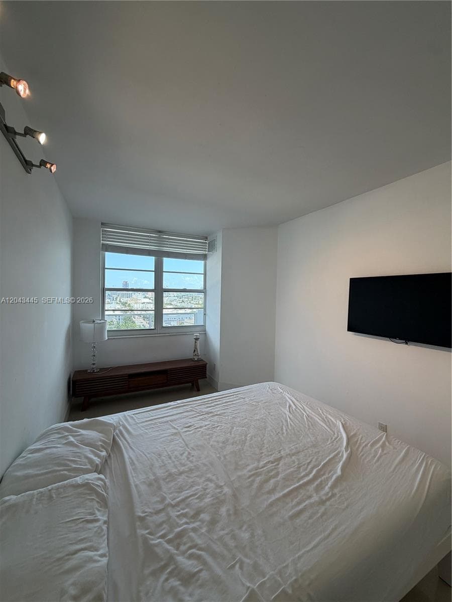 100 Lincoln Rd 1507 photo 7