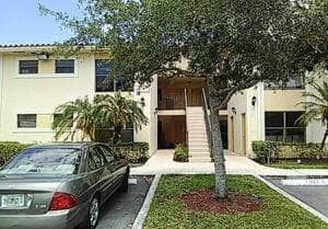 1522 Lake Crystal Drive F photo 1