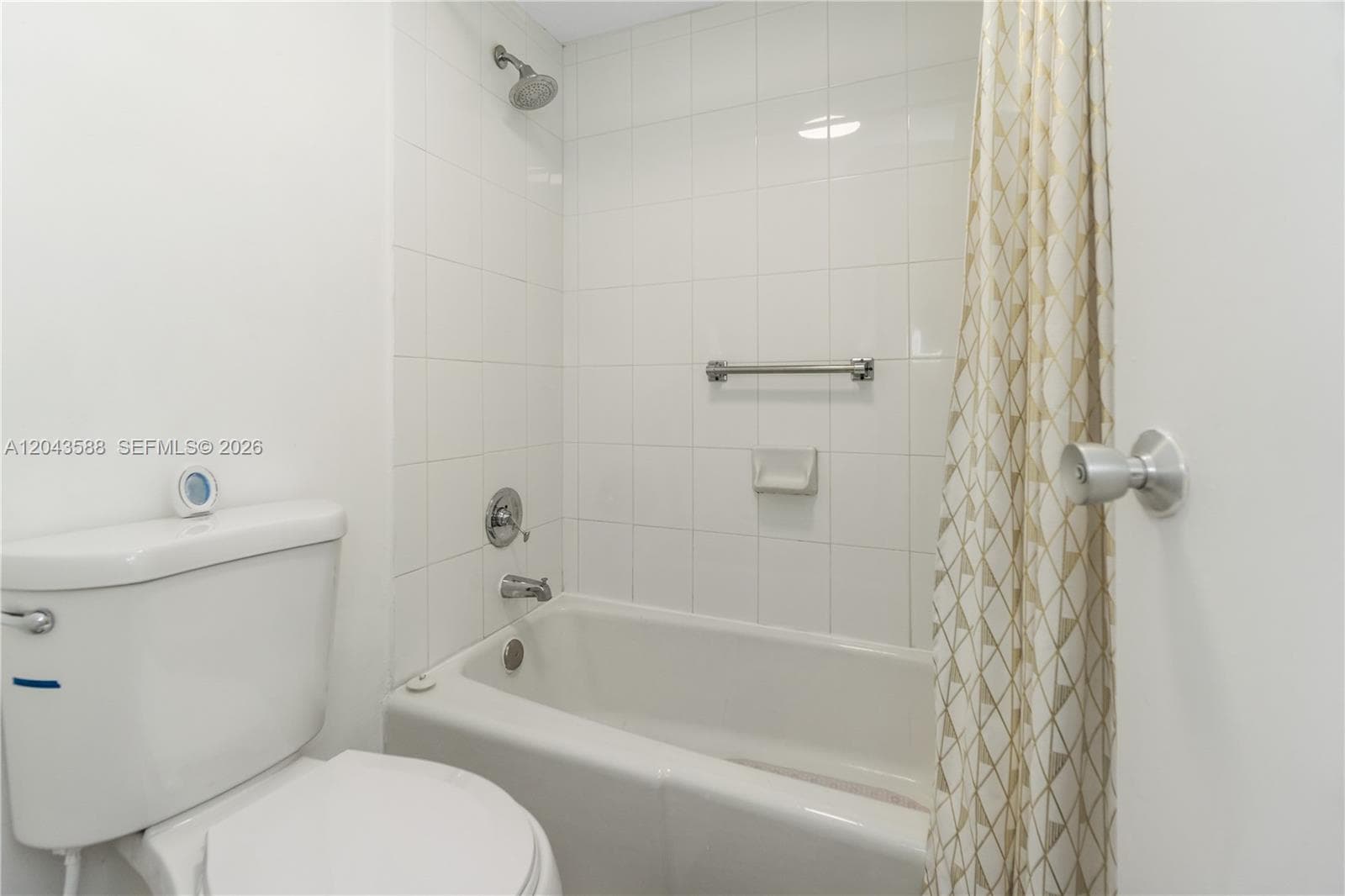 100 Lincoln Rd 306 photo 11