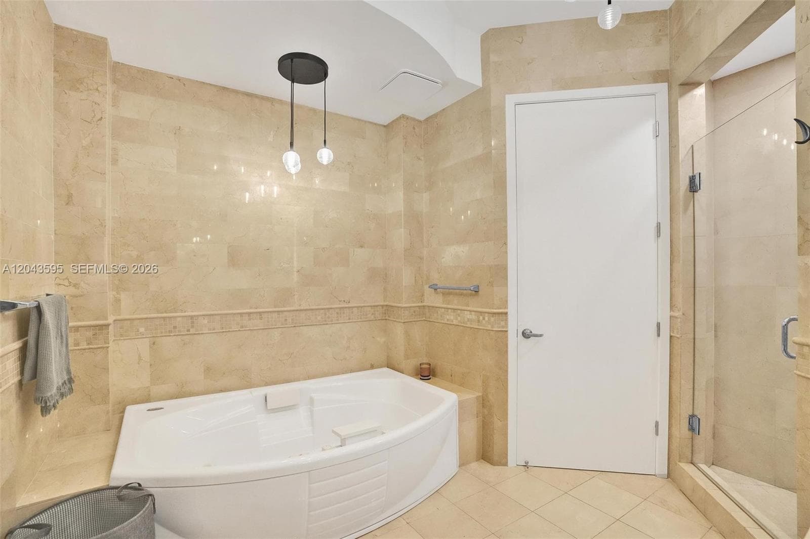 18101 Collins Ave 1607 photo 23