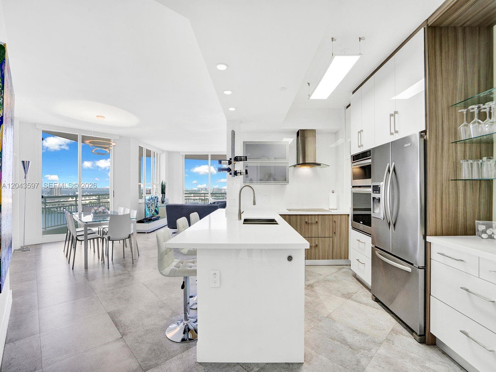 888 Brickell Key Dr 2412 photo 5
