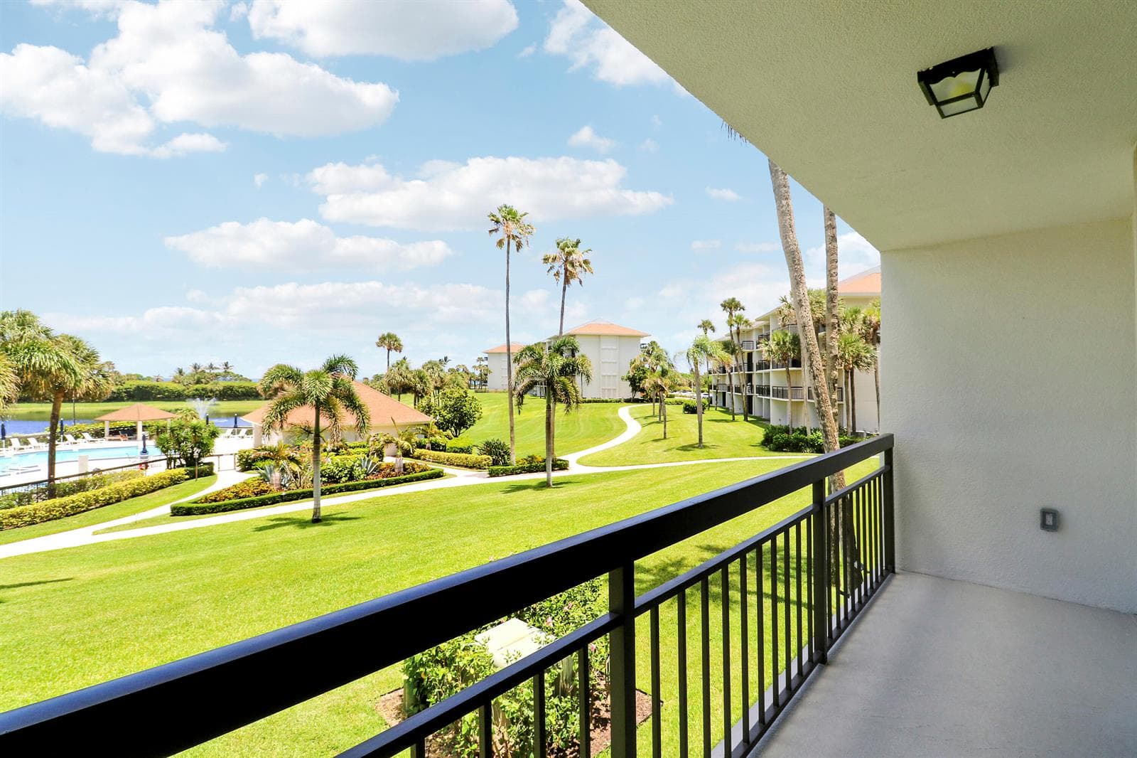 401 S Seas Drive 203 photo 15
