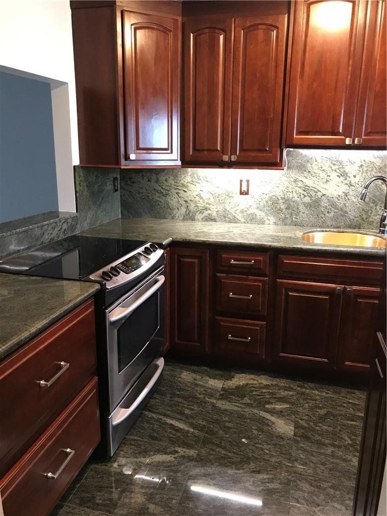 698 NE Spanish River Boulevard 0250 photo 6