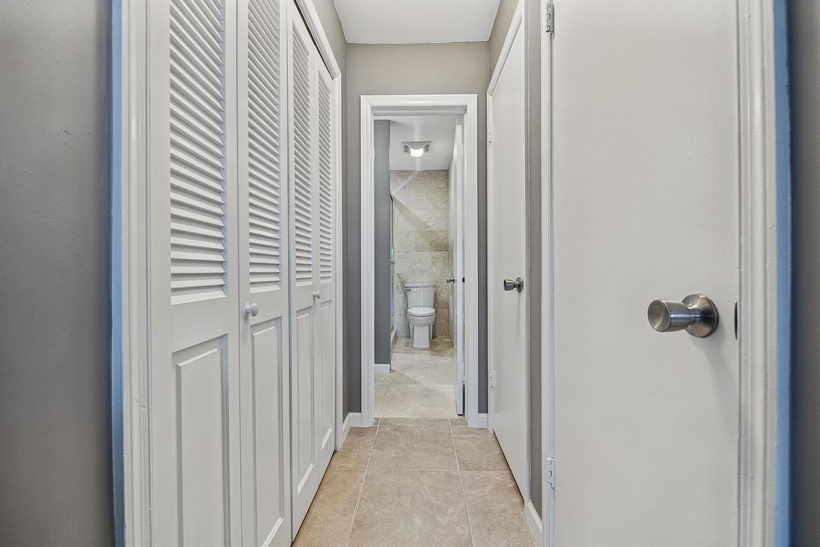 6345 Bay Club Drive 3 photo 17