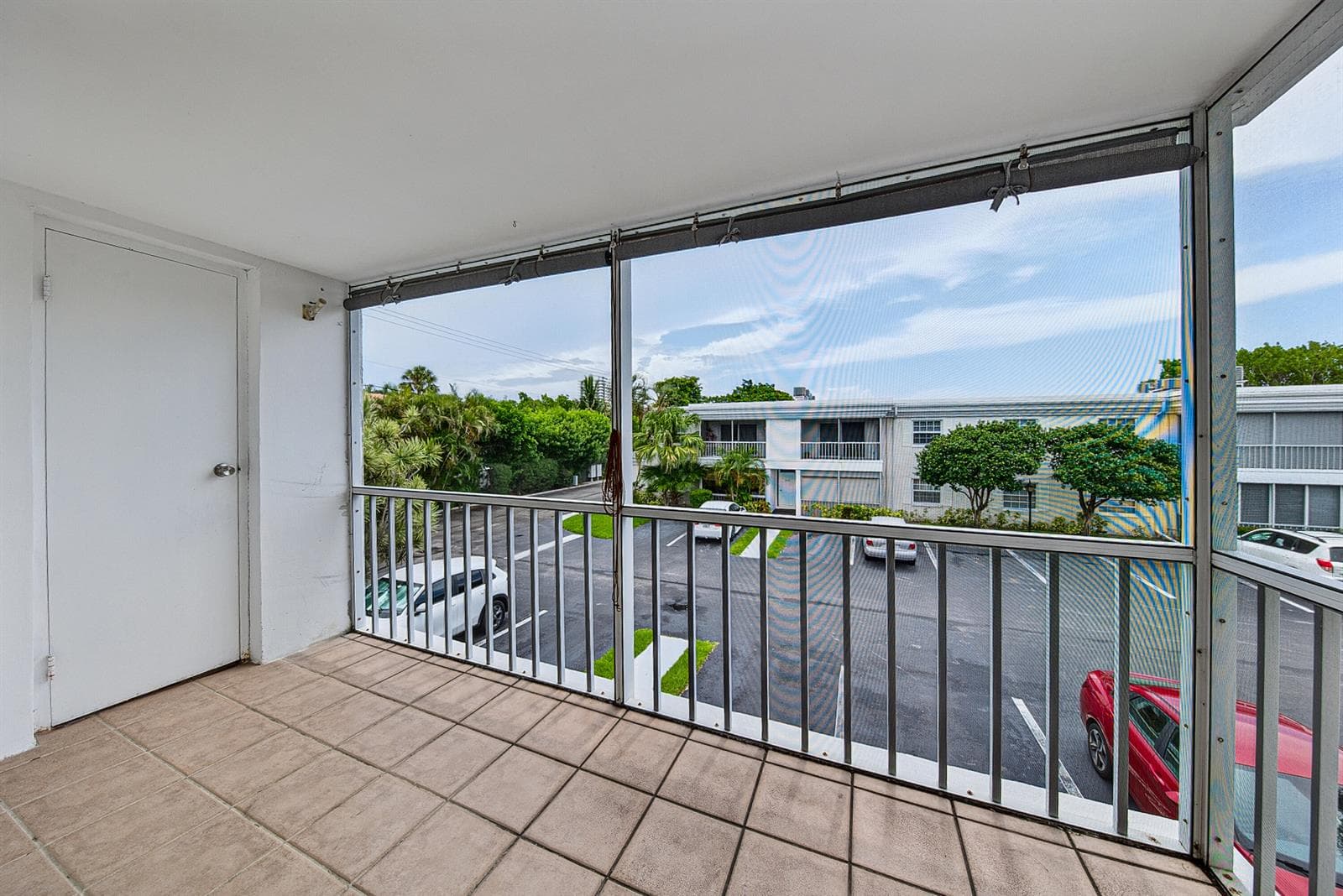 6345 Bay Club Drive 3 photo 8