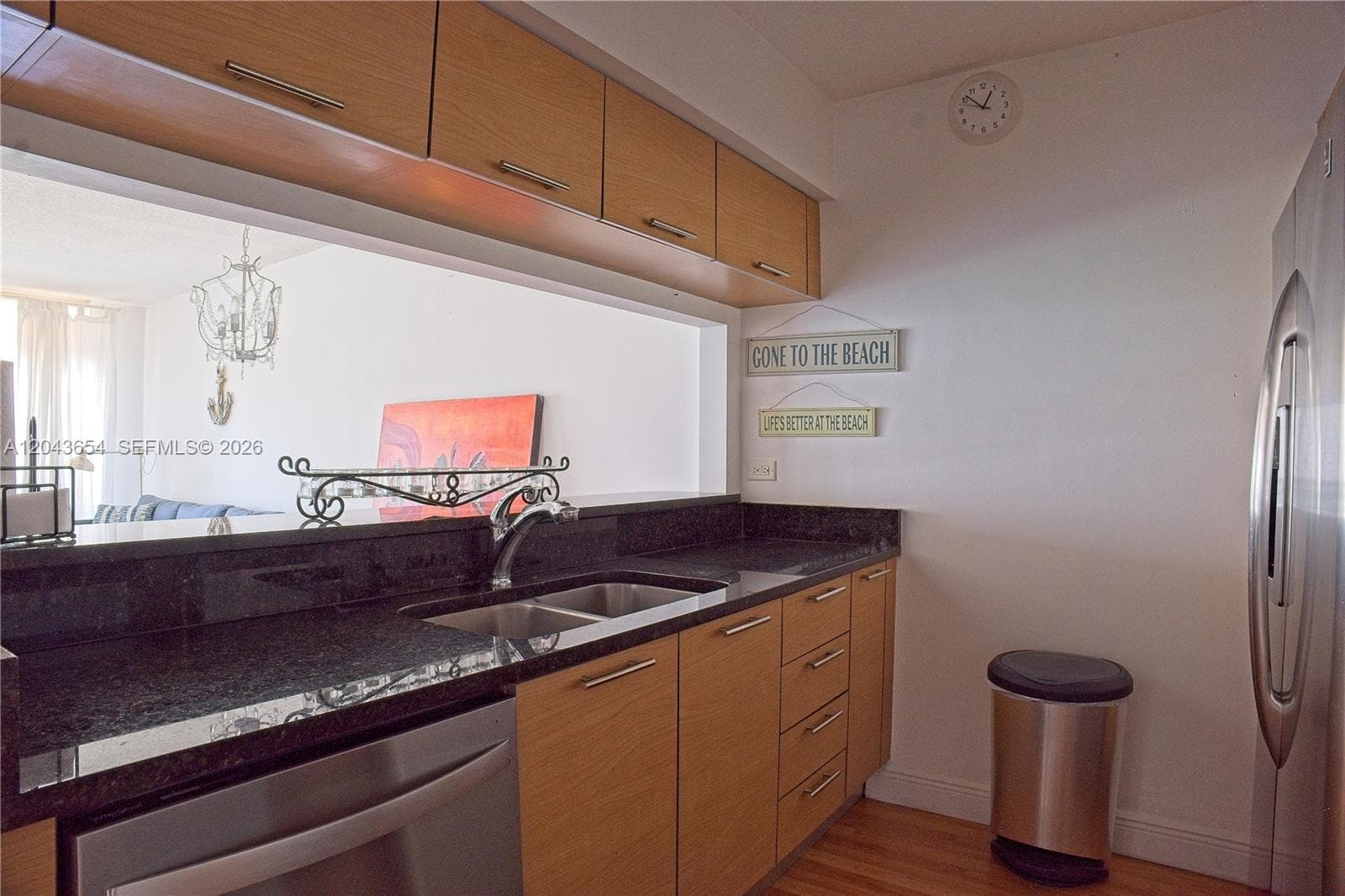 31 SE 5th 1203 photo 7