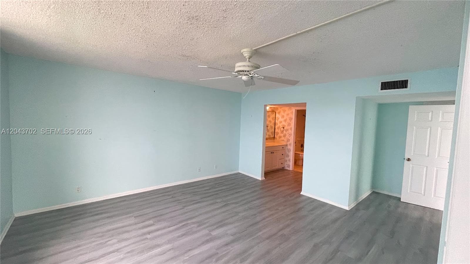 401 Lake Shore Dr 801 photo 12