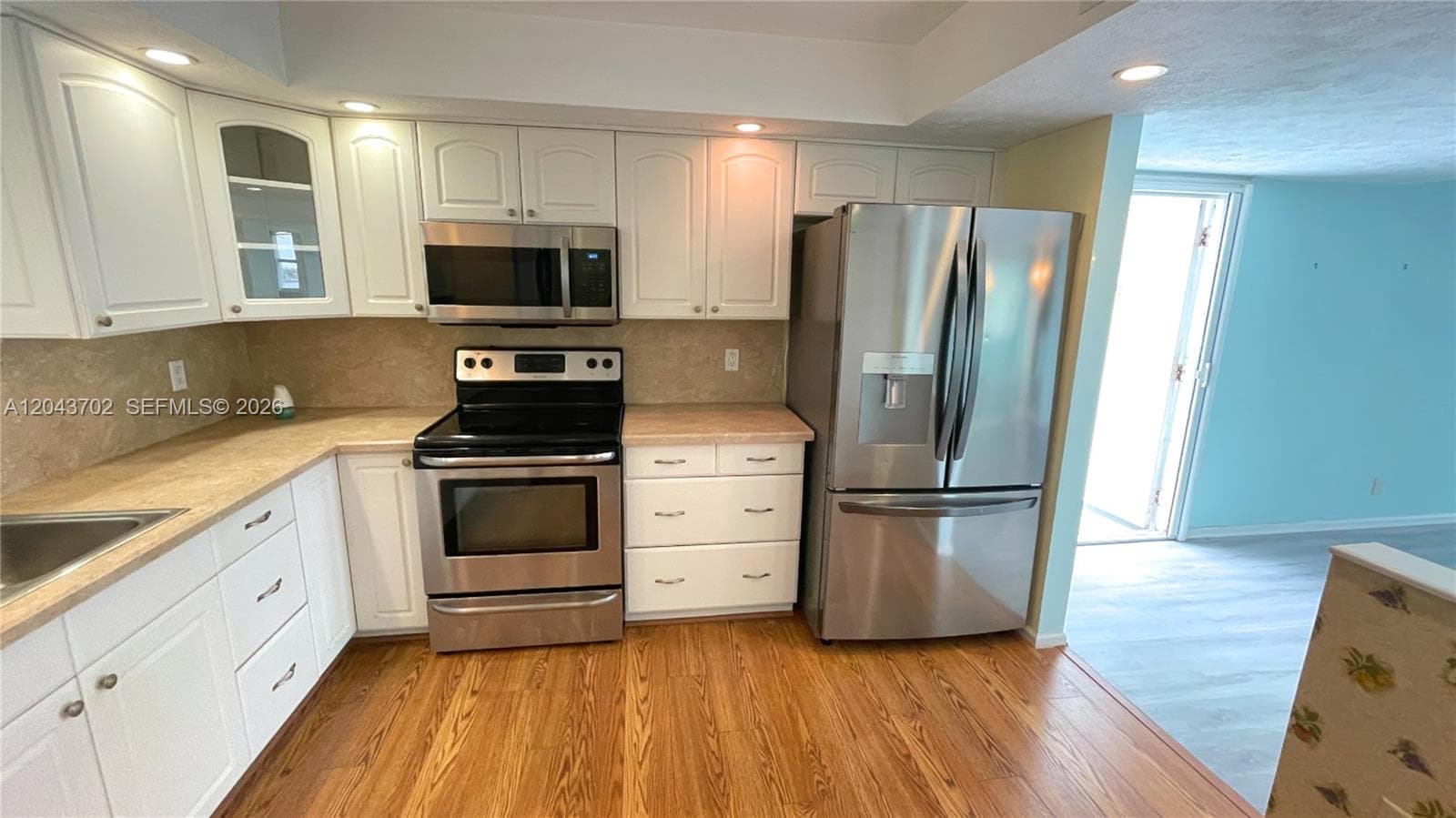 401 Lake Shore Dr 801 photo 10