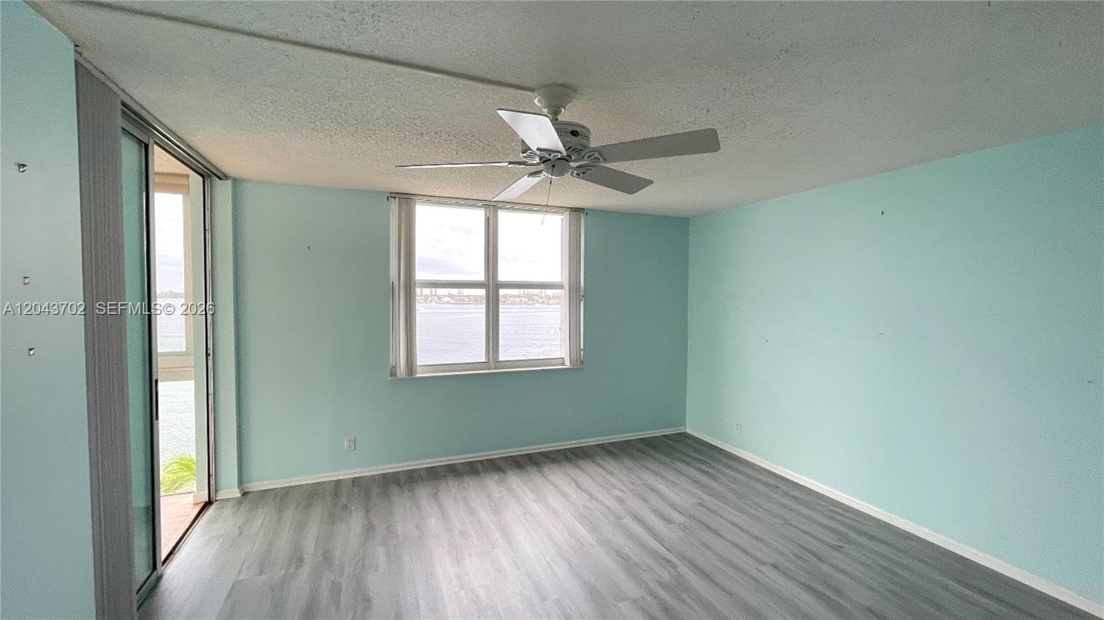 401 Lake Shore Dr 801 photo 14