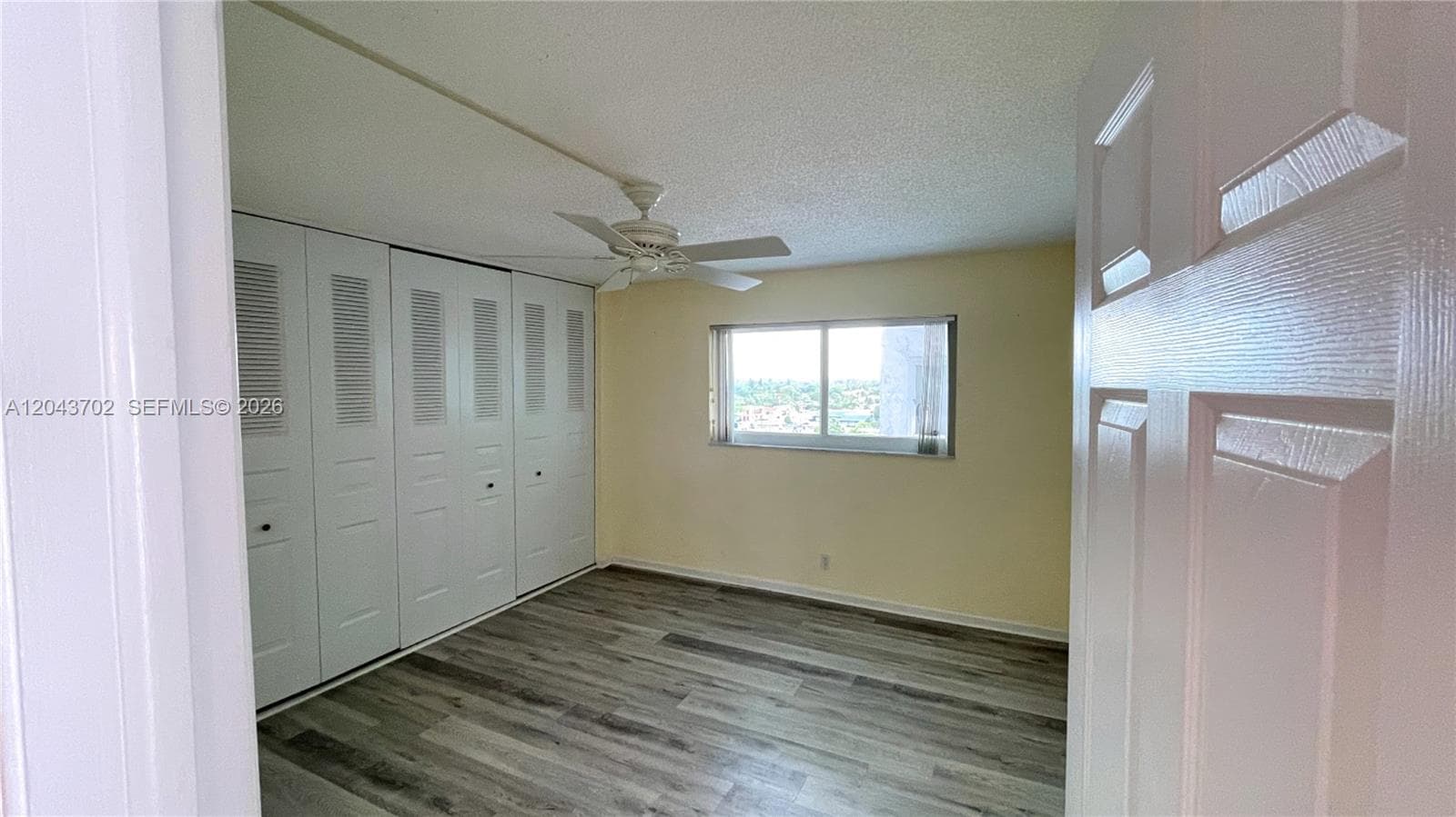 401 Lake Shore Dr 801 photo 18