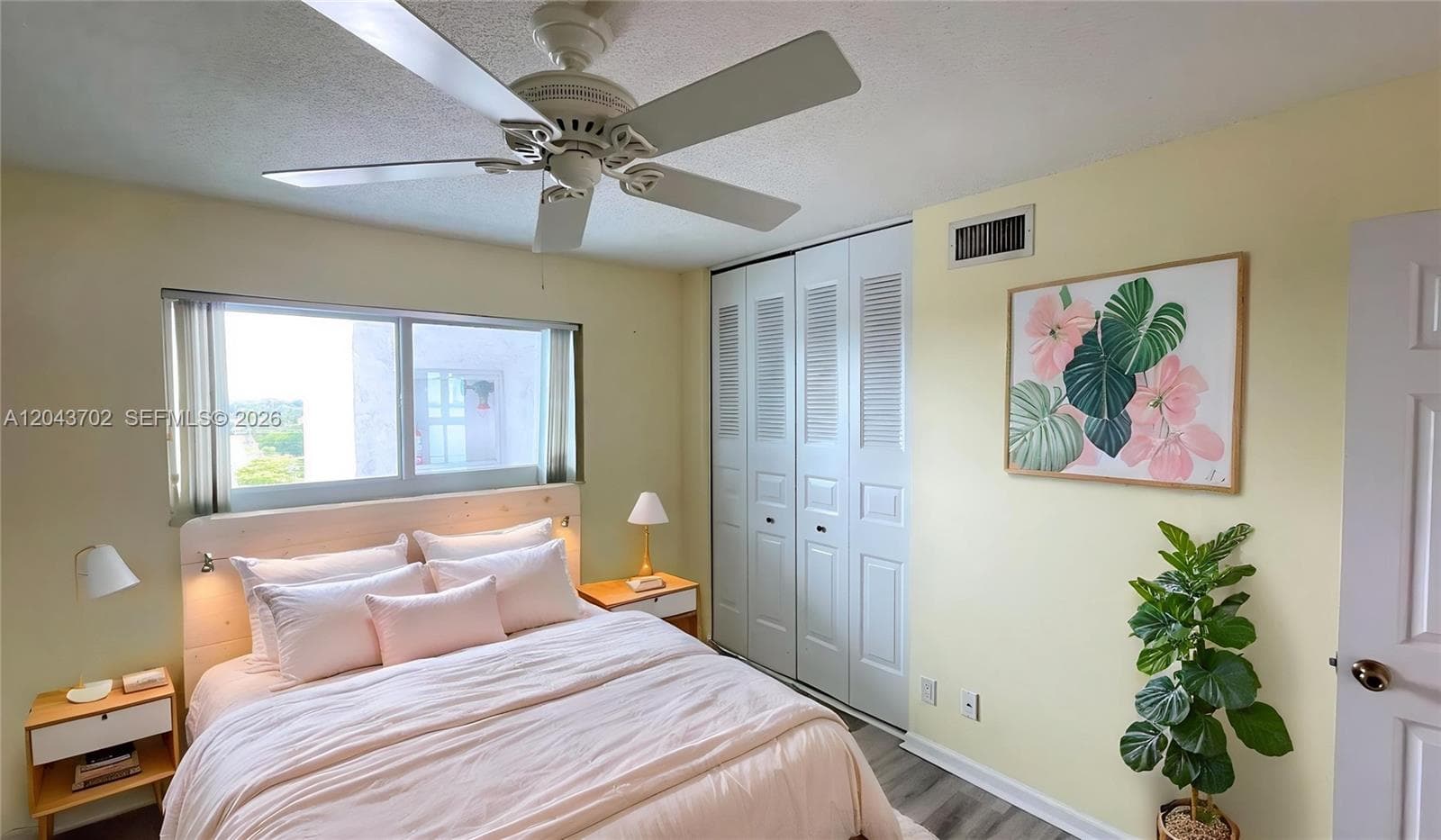 401 Lake Shore Dr 801 photo 21