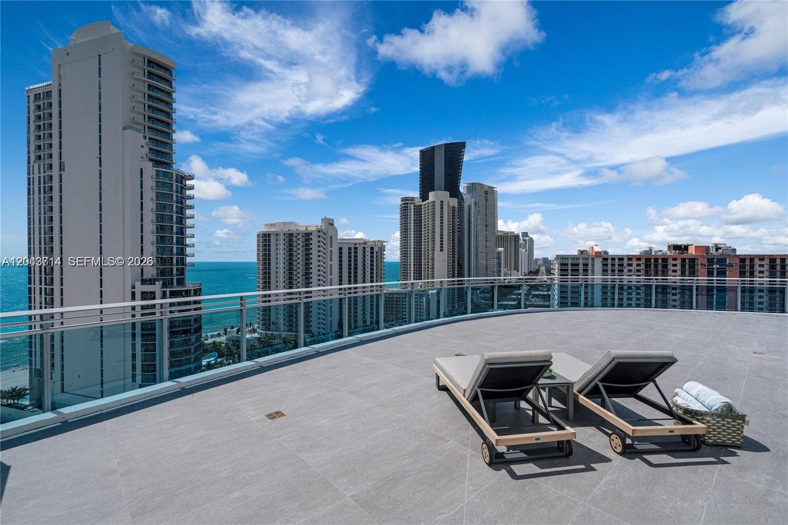 17550 Collins Ave PH1 photo 2