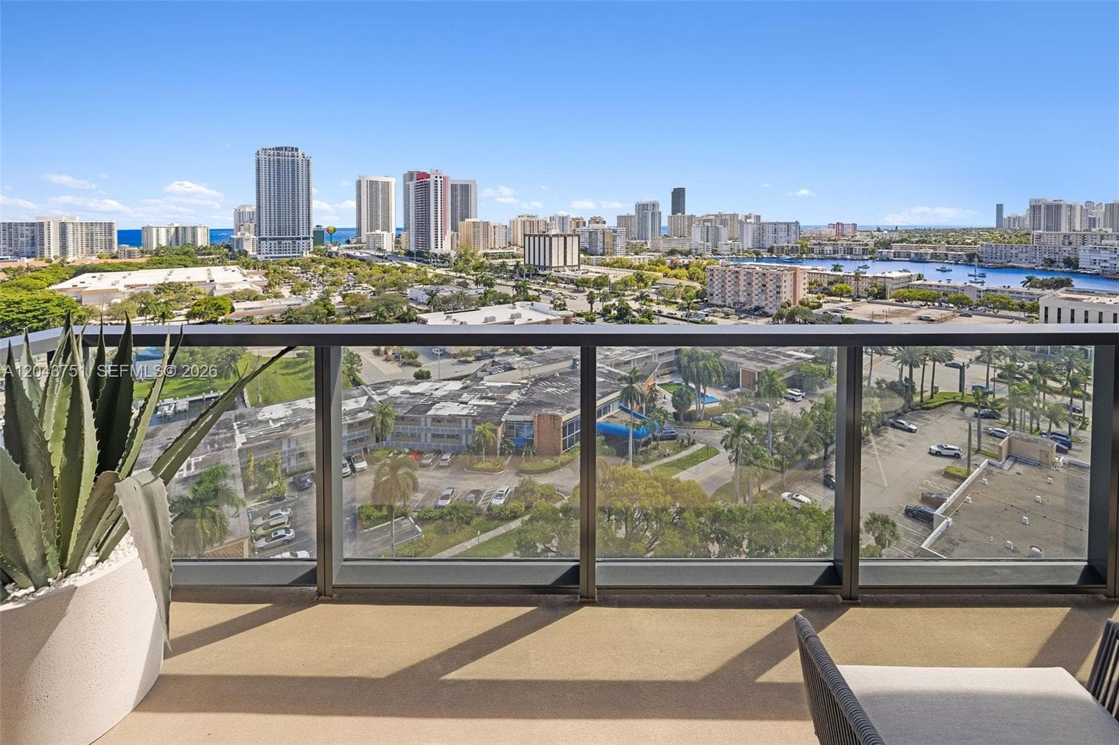 101 Diplomat Pkwy 1108 photo 12