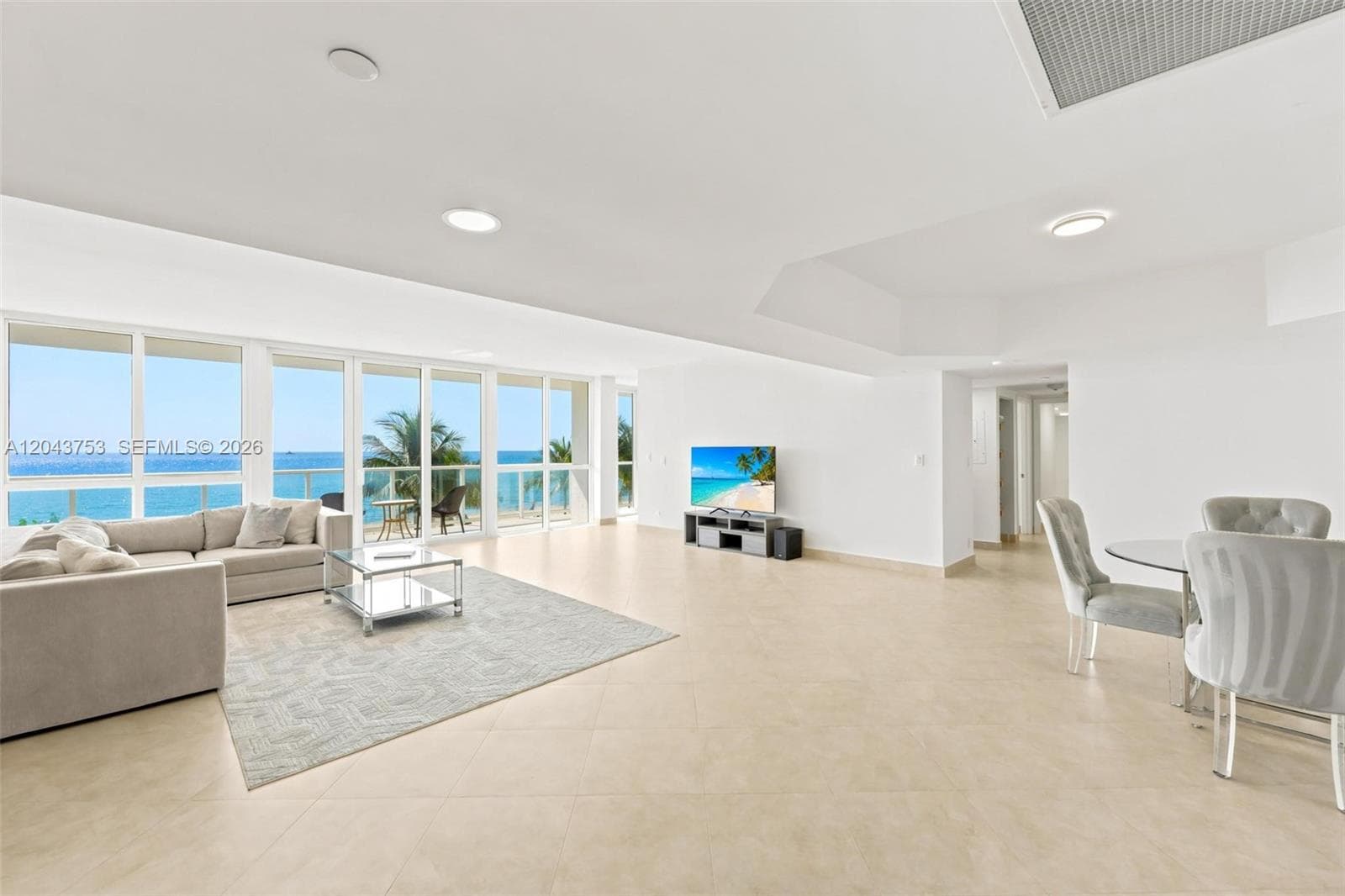 16485 Collins Ave WS6C photo 3