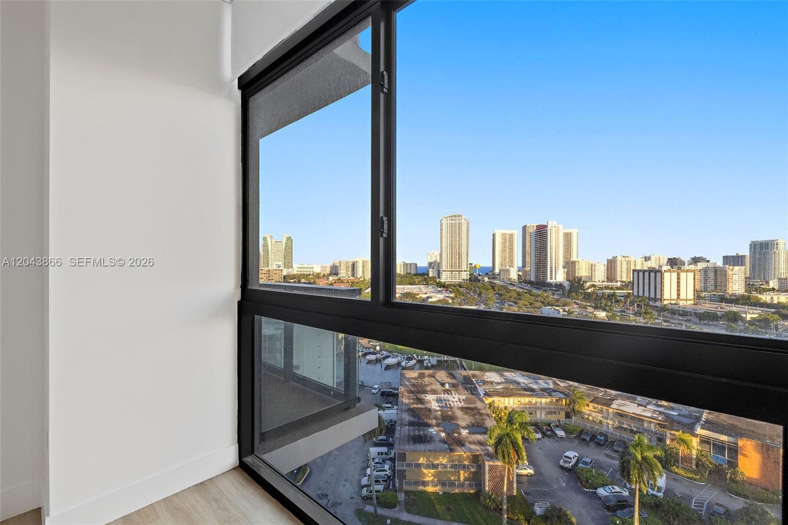 101 Diplomat Pkwy 2304 photo 21