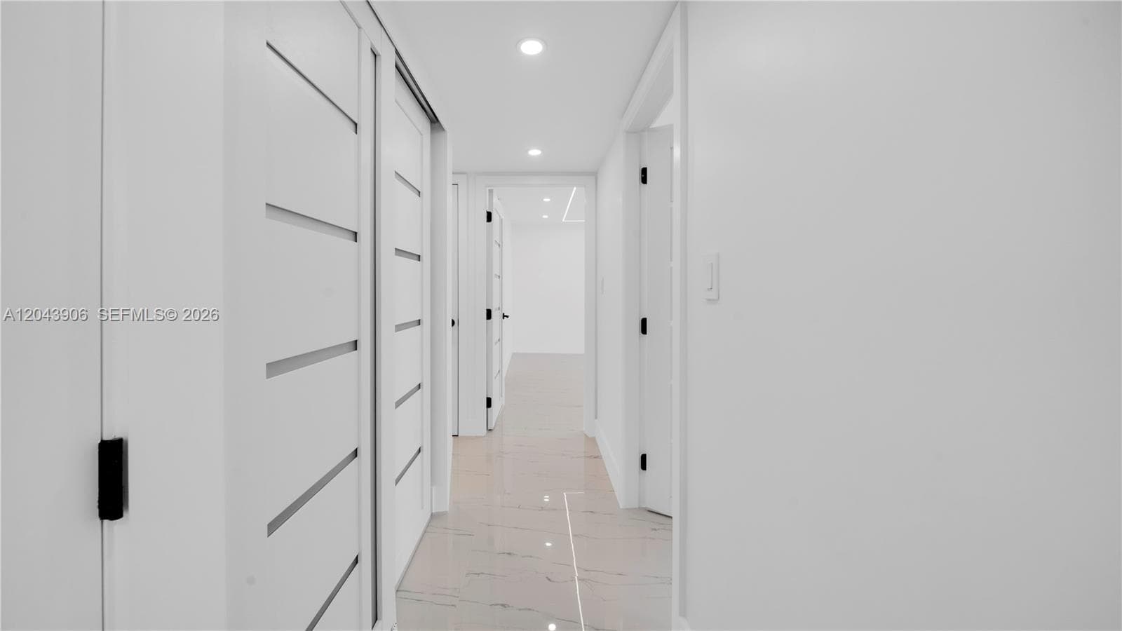 1623 Collins Ave 415 photo 16