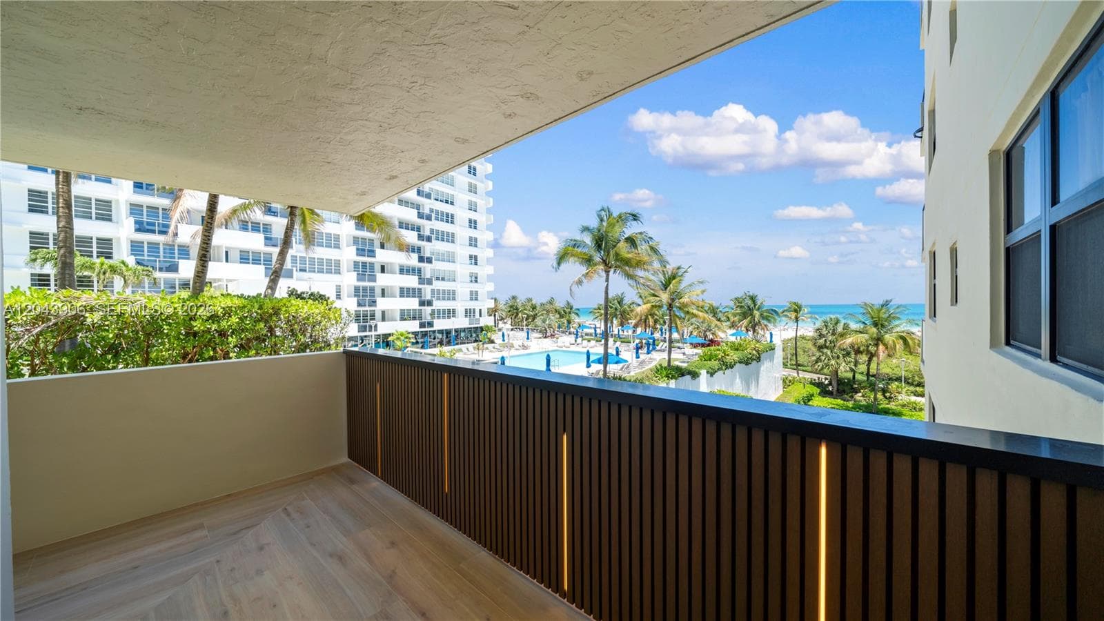 1623 Collins Ave 415 photo 1
