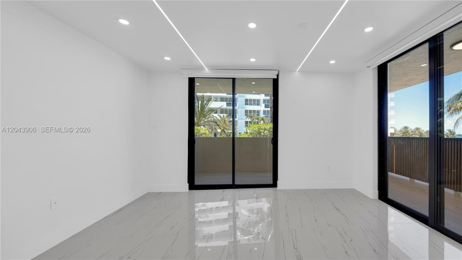 1623 Collins Ave 415 photo 14