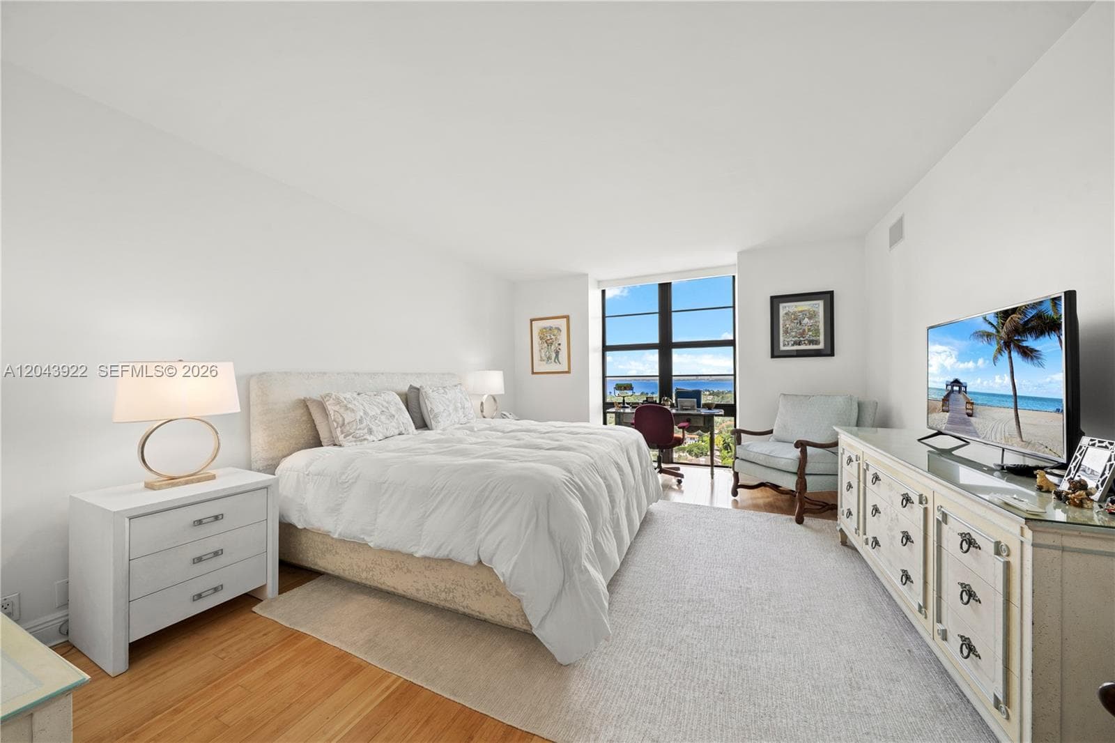 5500 Collins Ave 1902 photo 20