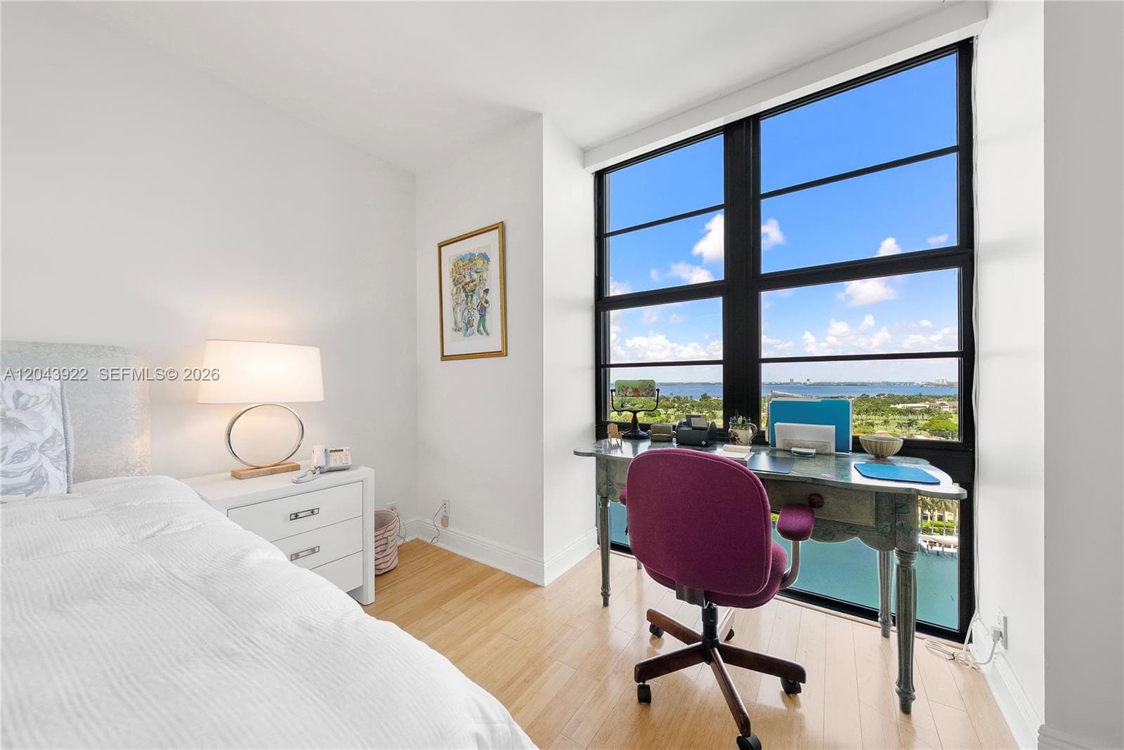 5500 Collins Ave 1902 photo 21