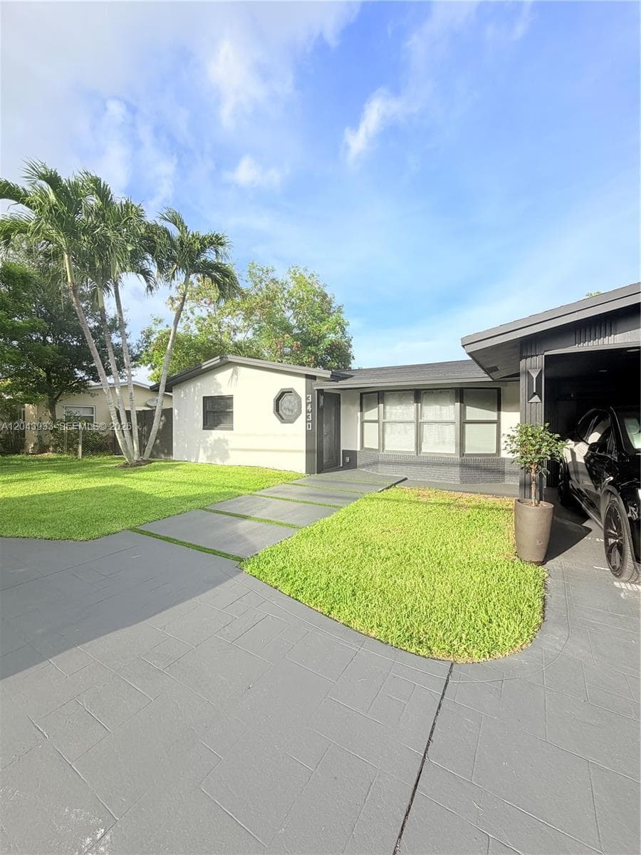 3430 NW 21st Ave 3430 photo 17