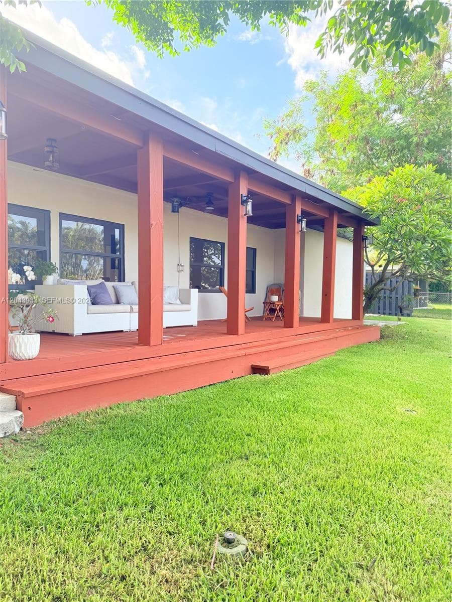 3430 NW 21st Ave 3430 photo 16