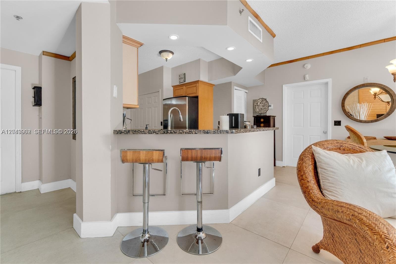 3235 NE 184th St 11103 photo 9