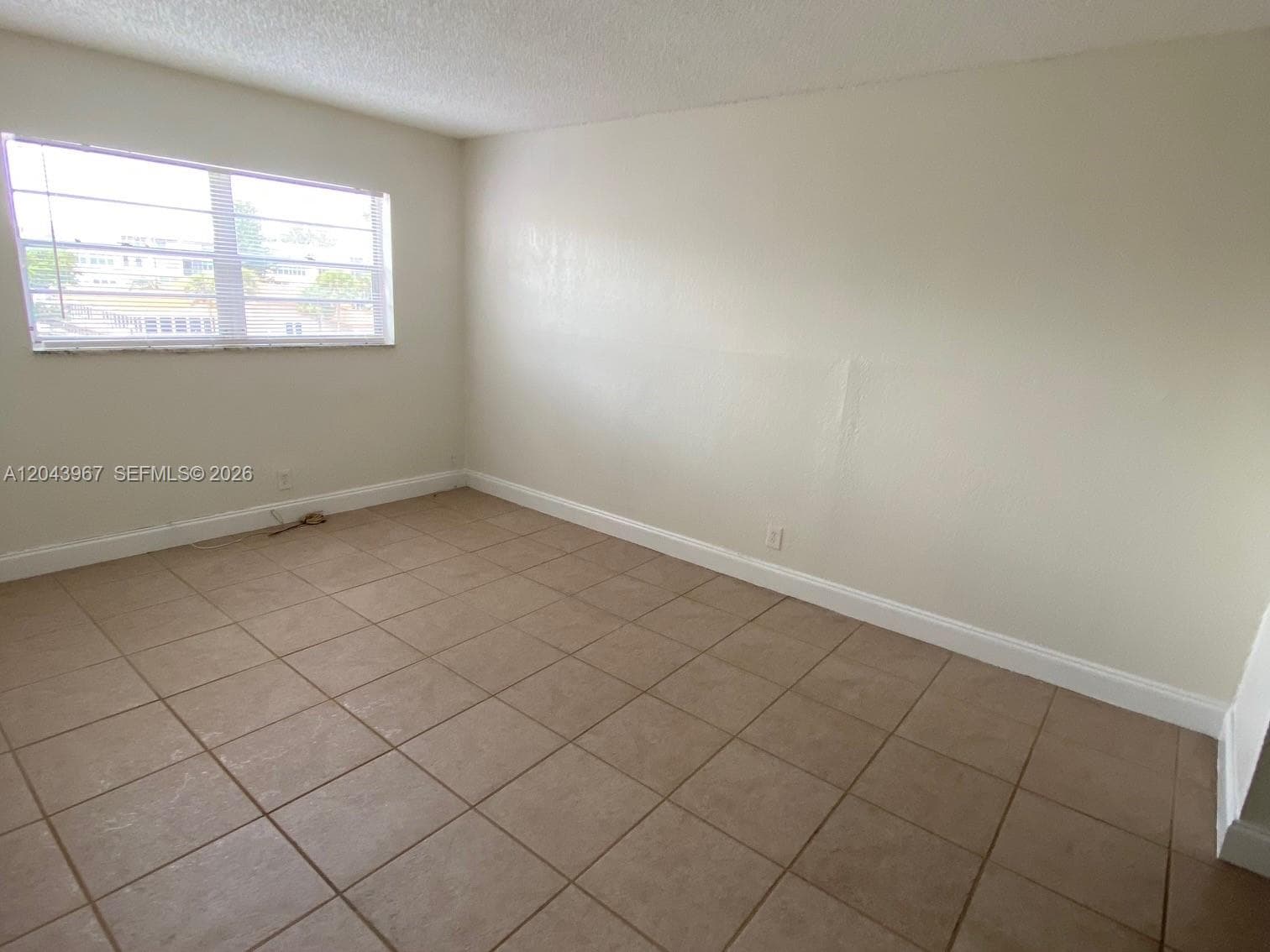 2775 Taft St 307 photo 12