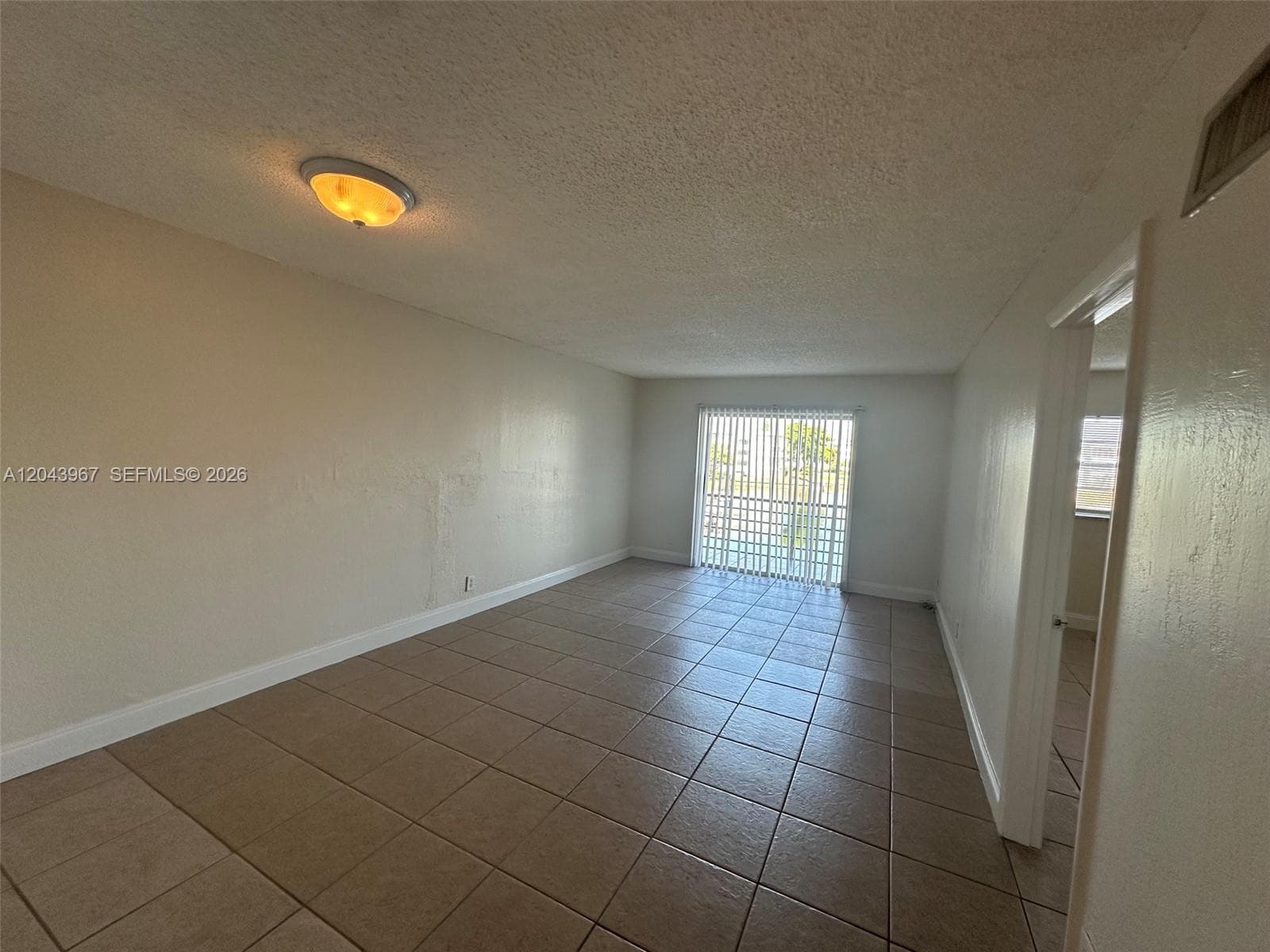 2775 Taft St 307 photo 5
