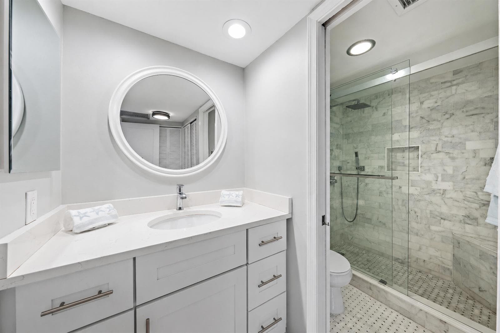 2800 N Ocean Drive B-7c photo 11
