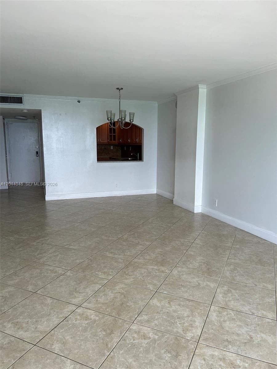 2625 Collins Ave 1805 photo 11