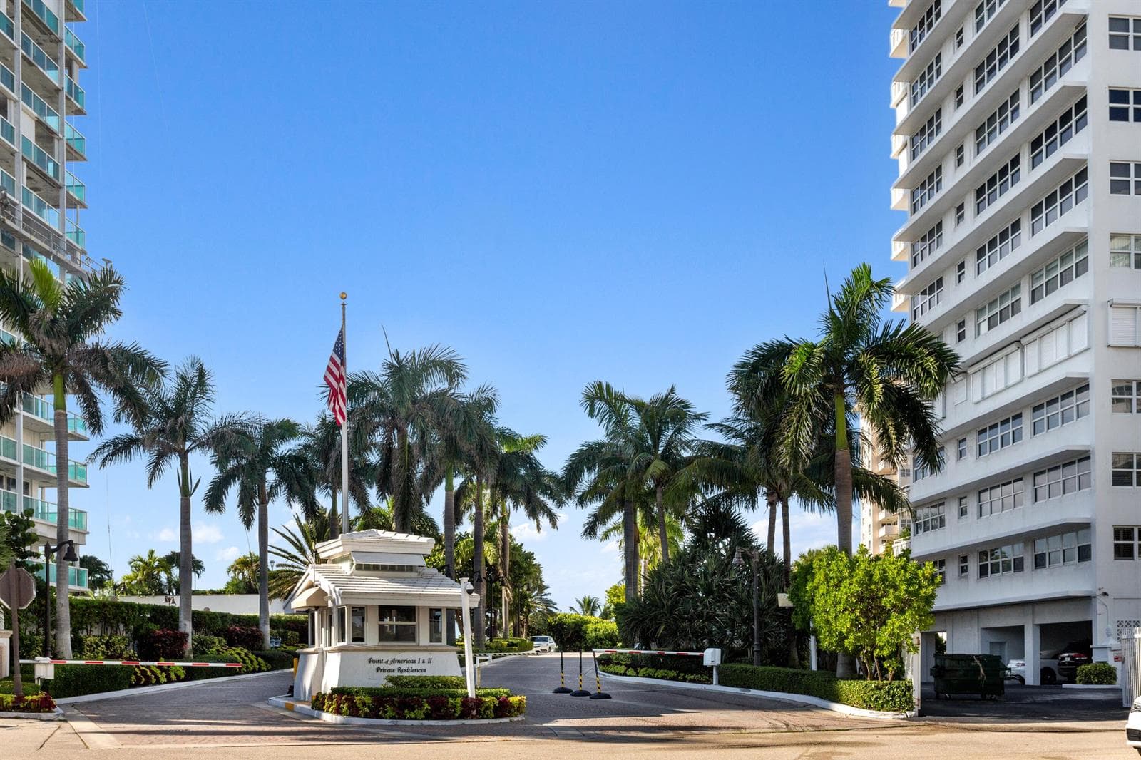 2100 S Ocean Lane 703 photo 23