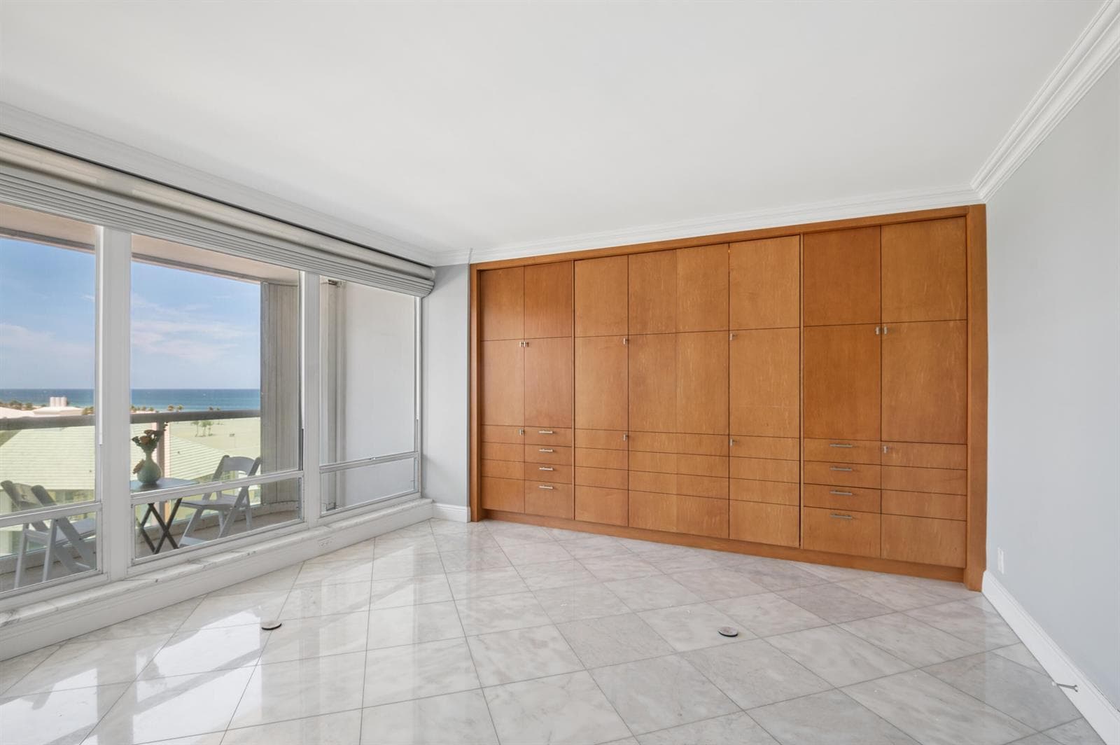 2100 S Ocean Lane 703 photo 14