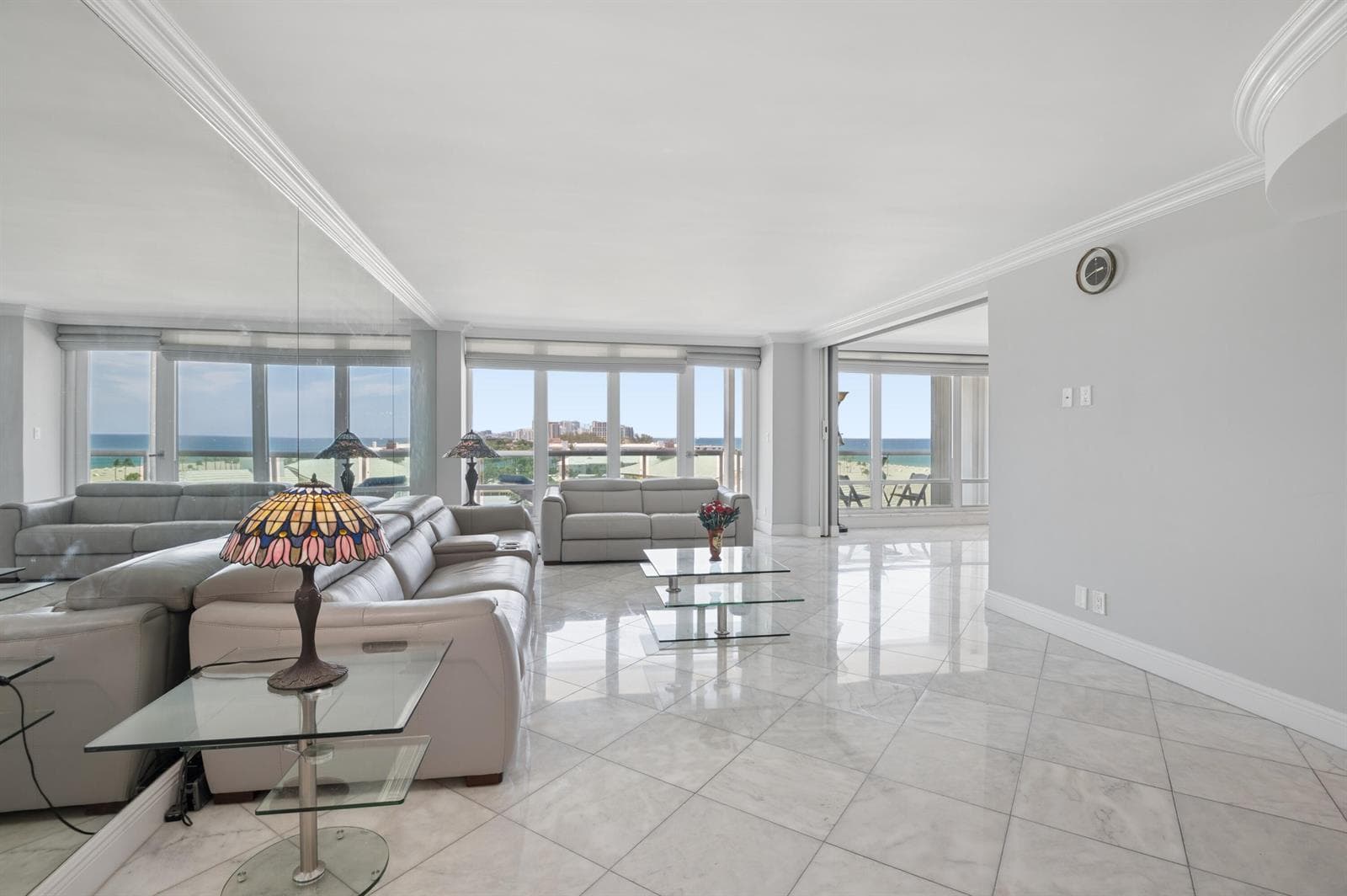 2100 S Ocean Lane 703 photo 4
