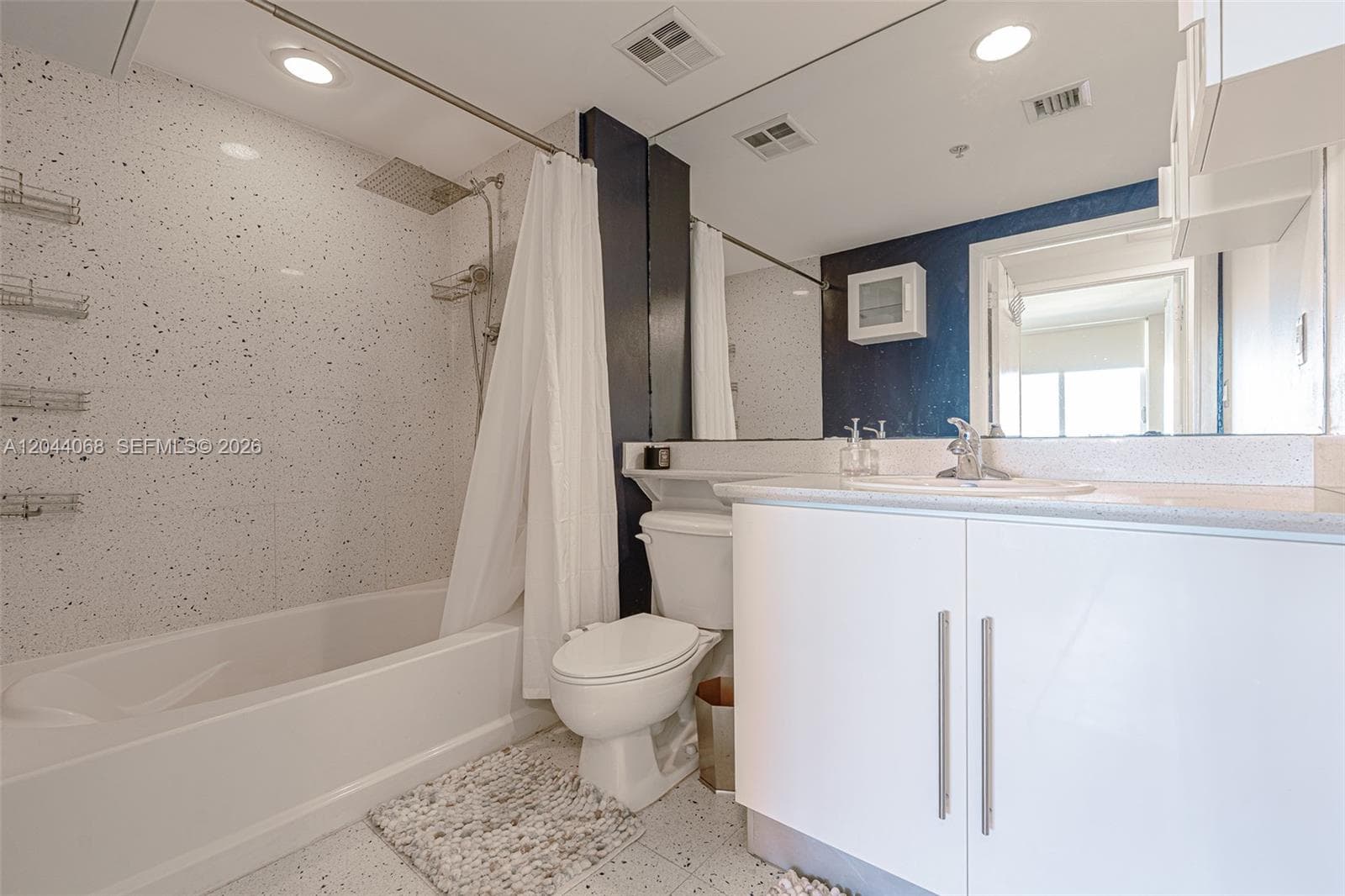 325 S Biscayne Blvd 3624 photo 14