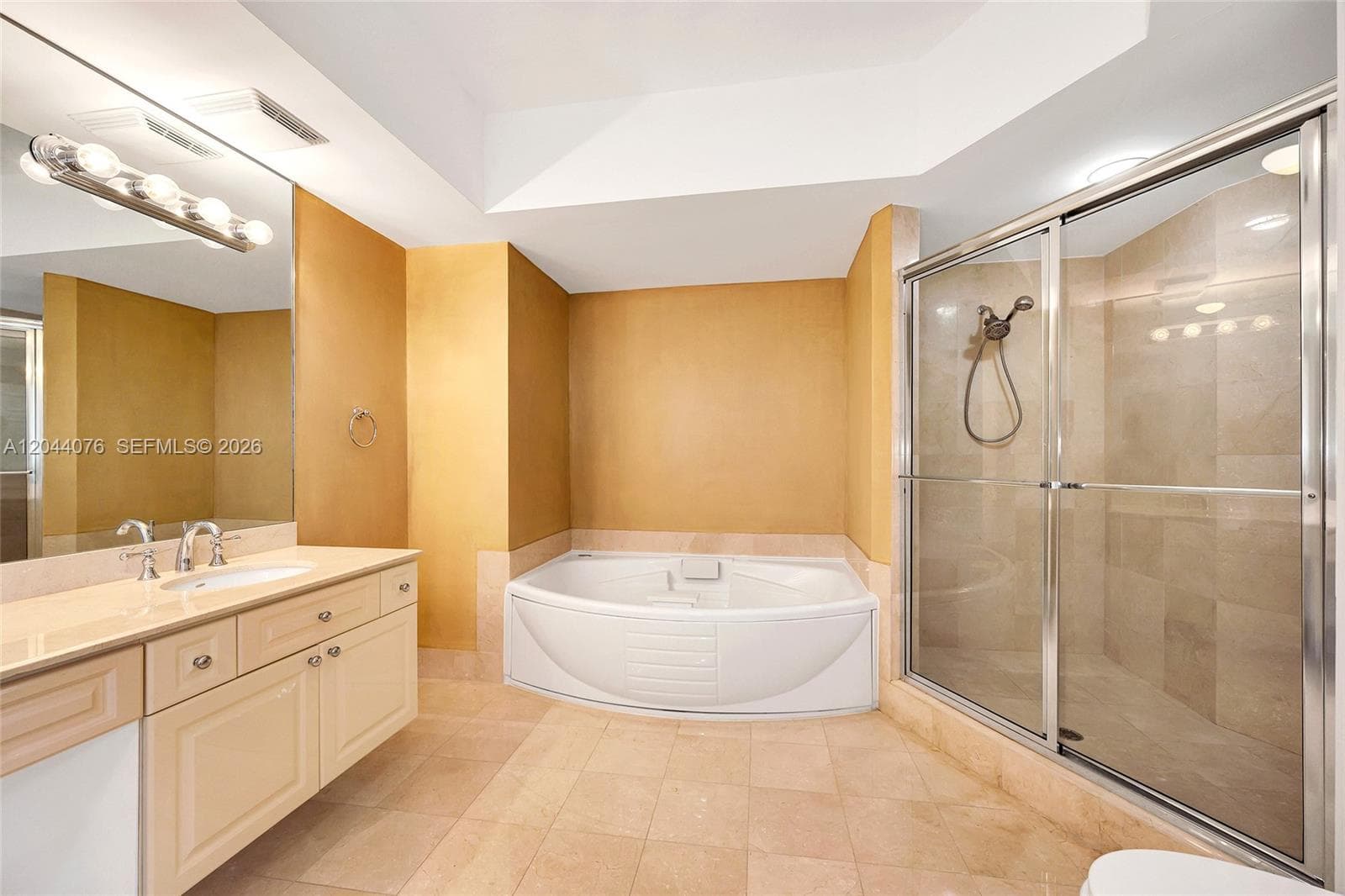 3100 N Ocean Blvd 1004 photo 18