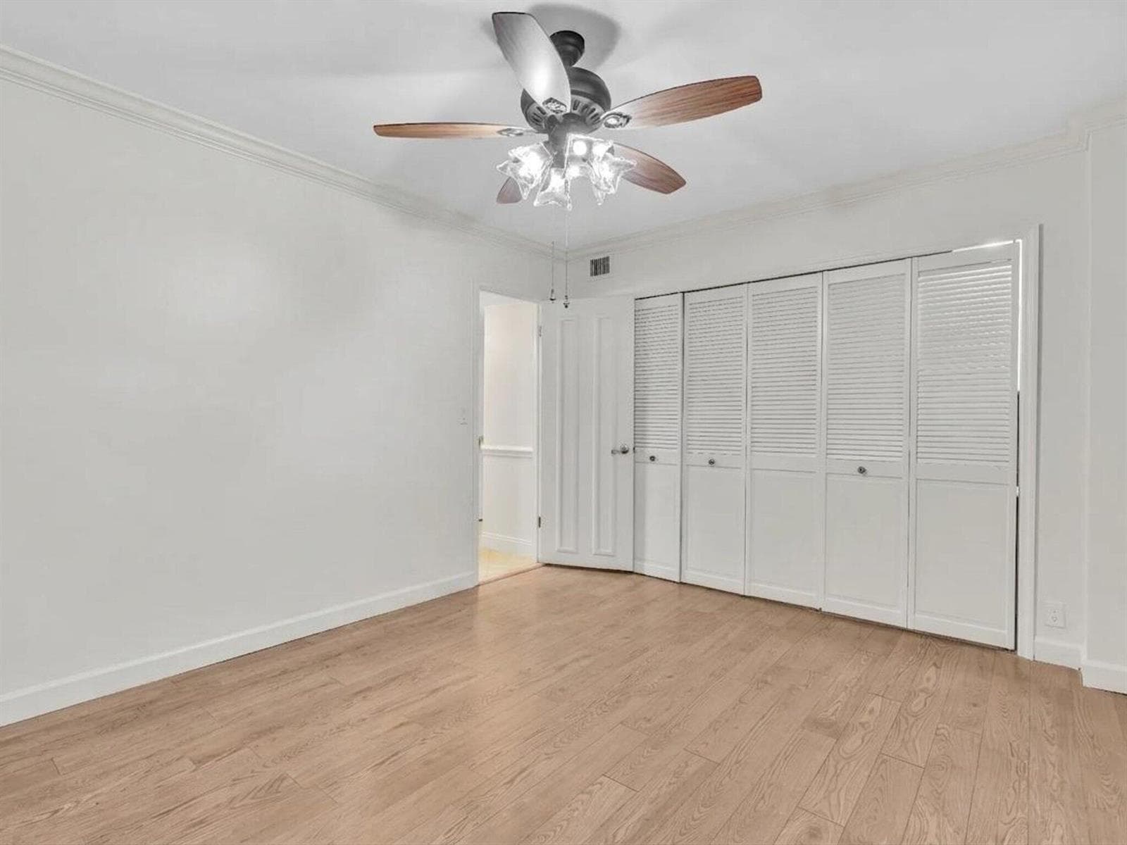 3031 NE 51st Street 403w photo 14