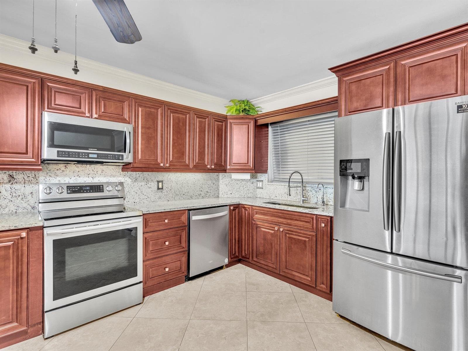 3031 NE 51st Street 403w photo 8