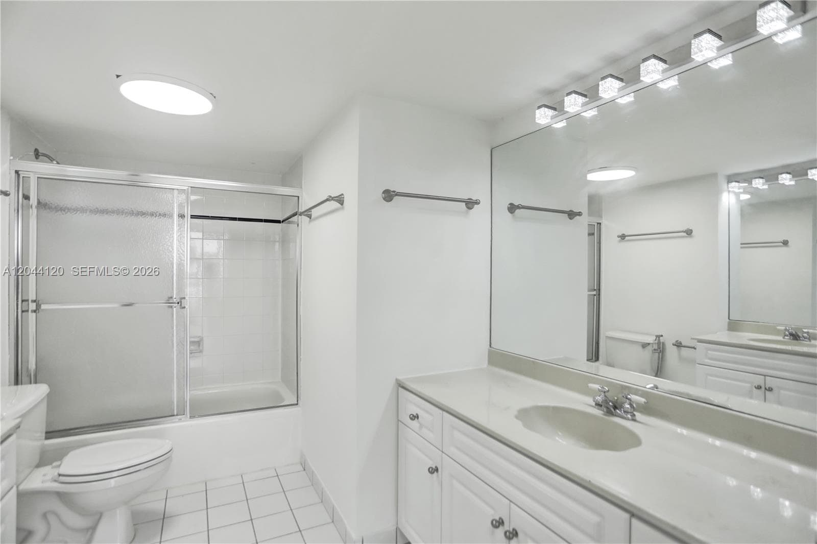 555 NE 15th St 20I photo 20