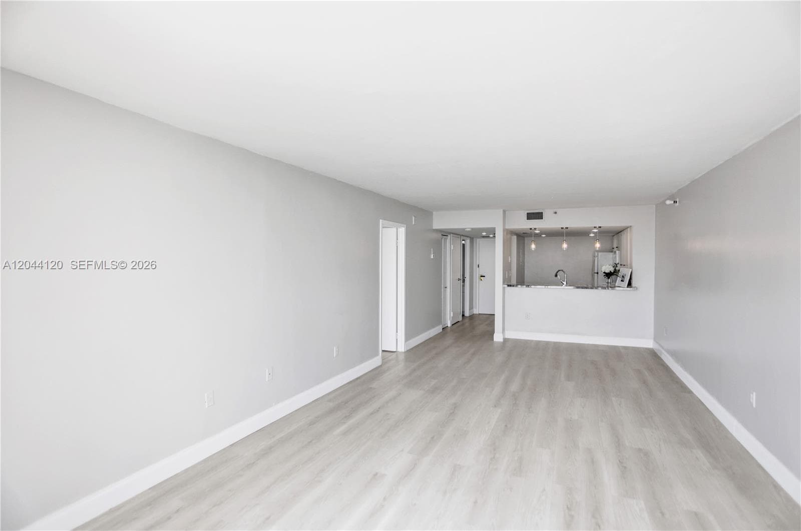 555 NE 15th St 20I photo 14