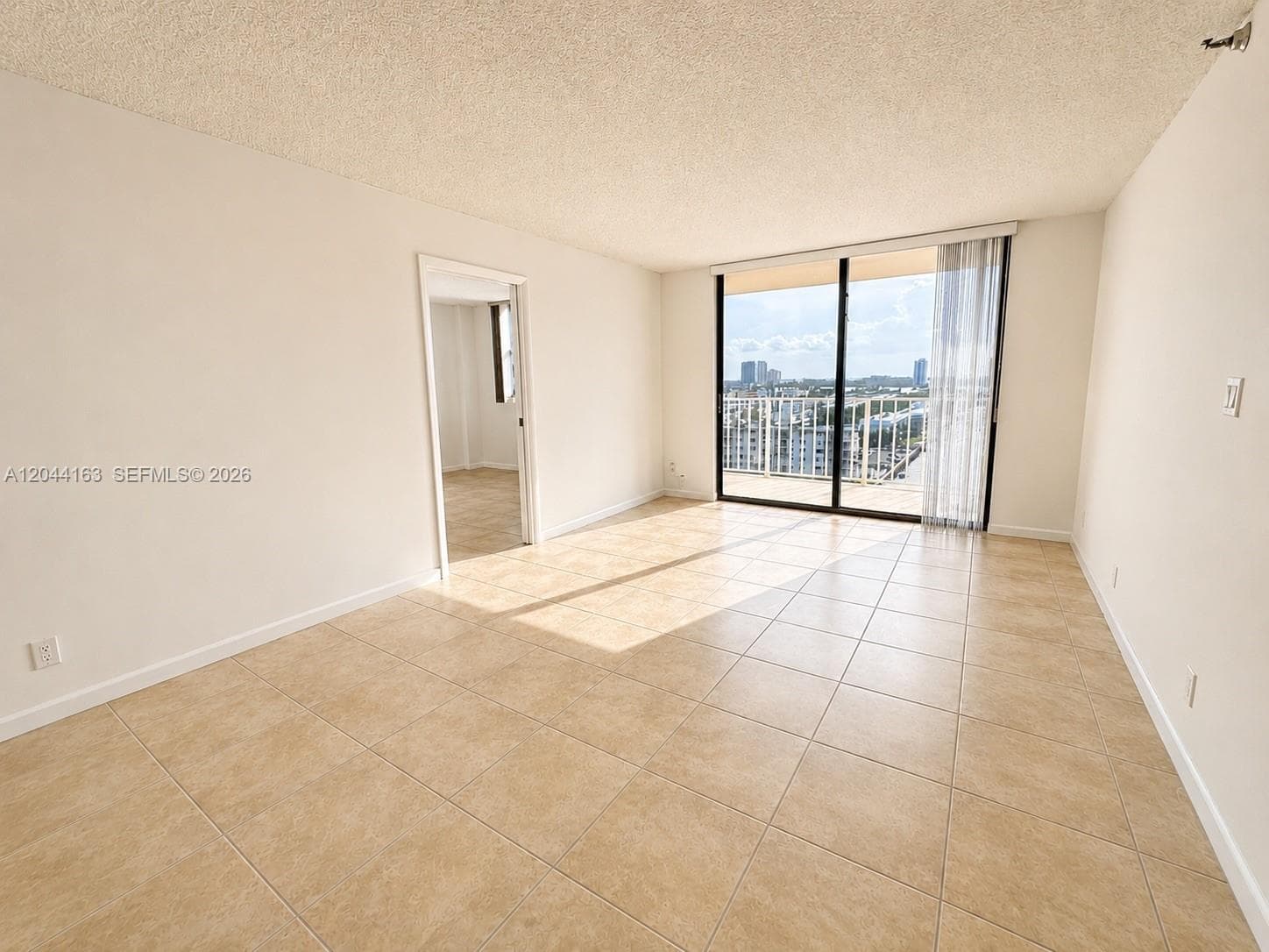 290 174th St 1207 photo 6