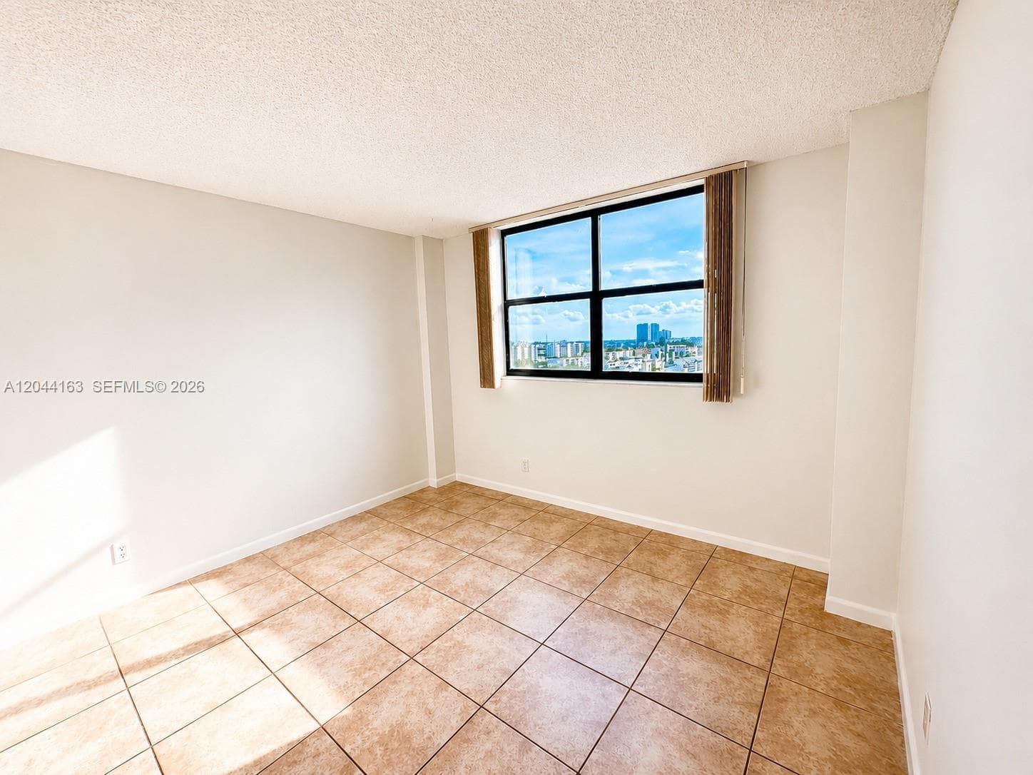 290 174th St 1207 photo 16