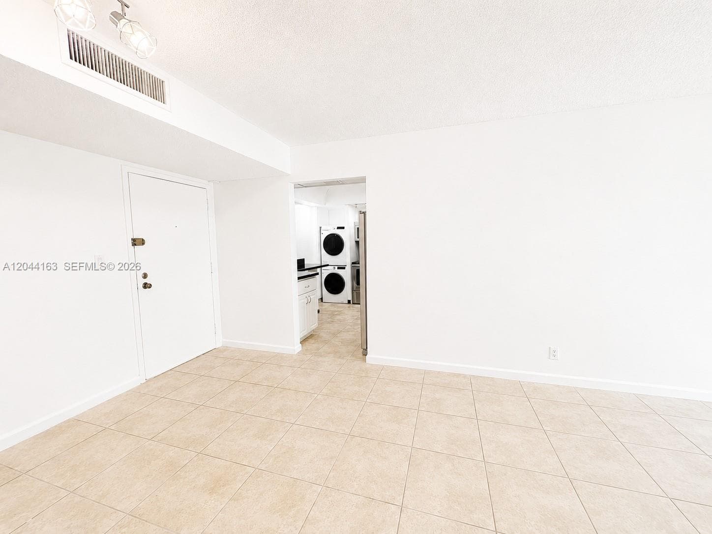 290 174th St 1207 photo 5