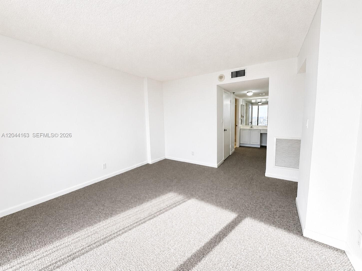 290 174th St 1207 photo 10