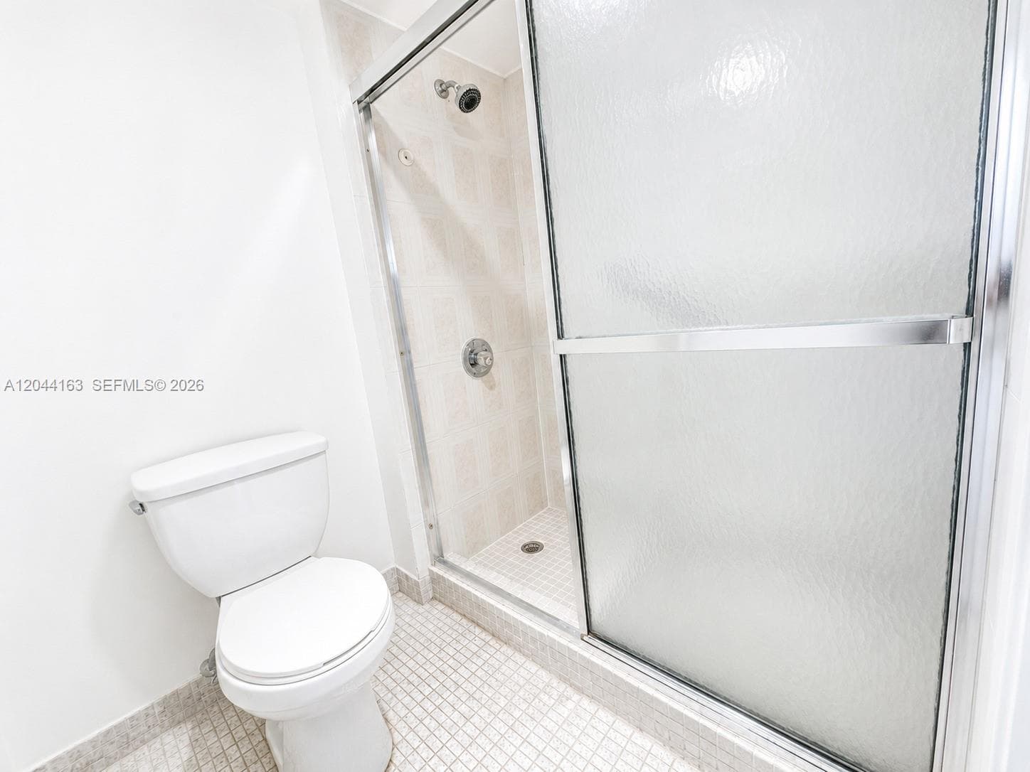 290 174th St 1207 photo 15