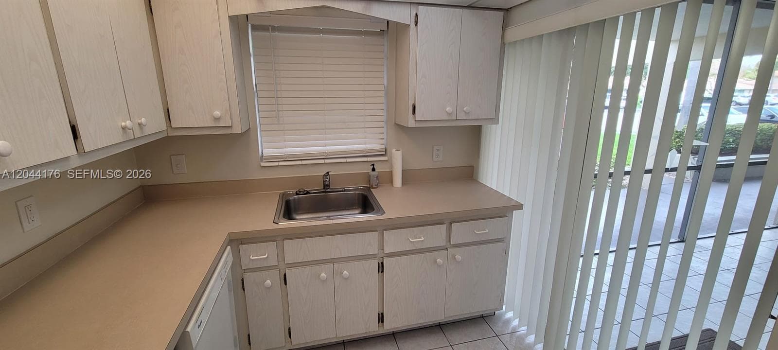 1340 NE 28th Ave 129 photo 7