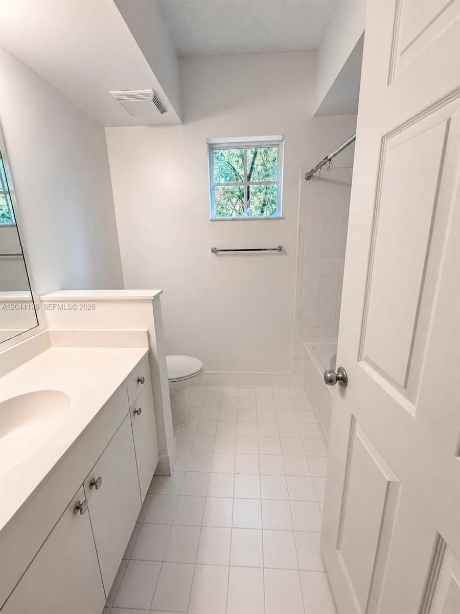 17145 N Bay Rd 4307 photo 19